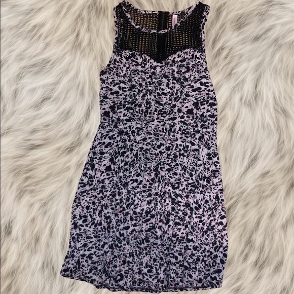 5/$25🖤Dress - Picture 1 of 4